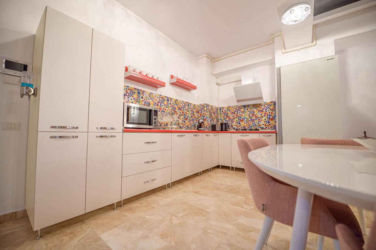 Marble Luxury Apartments ママイア エクステリア 写真