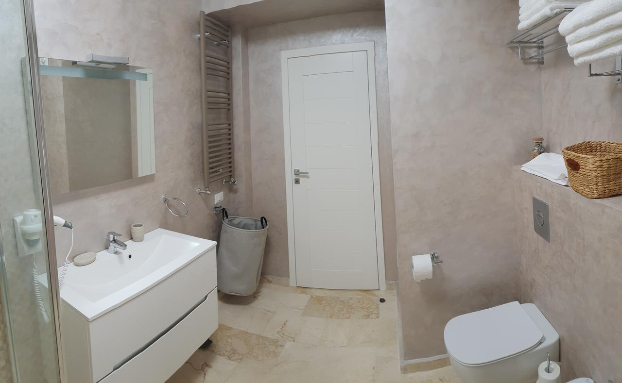 Marble Luxury Apartments ママイア エクステリア 写真