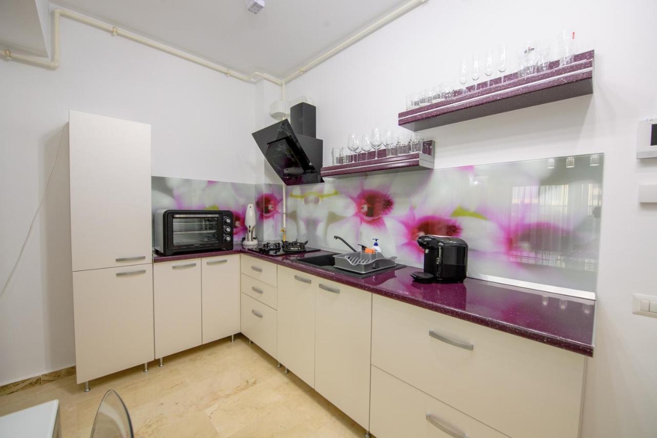 Marble Luxury Apartments ママイア エクステリア 写真