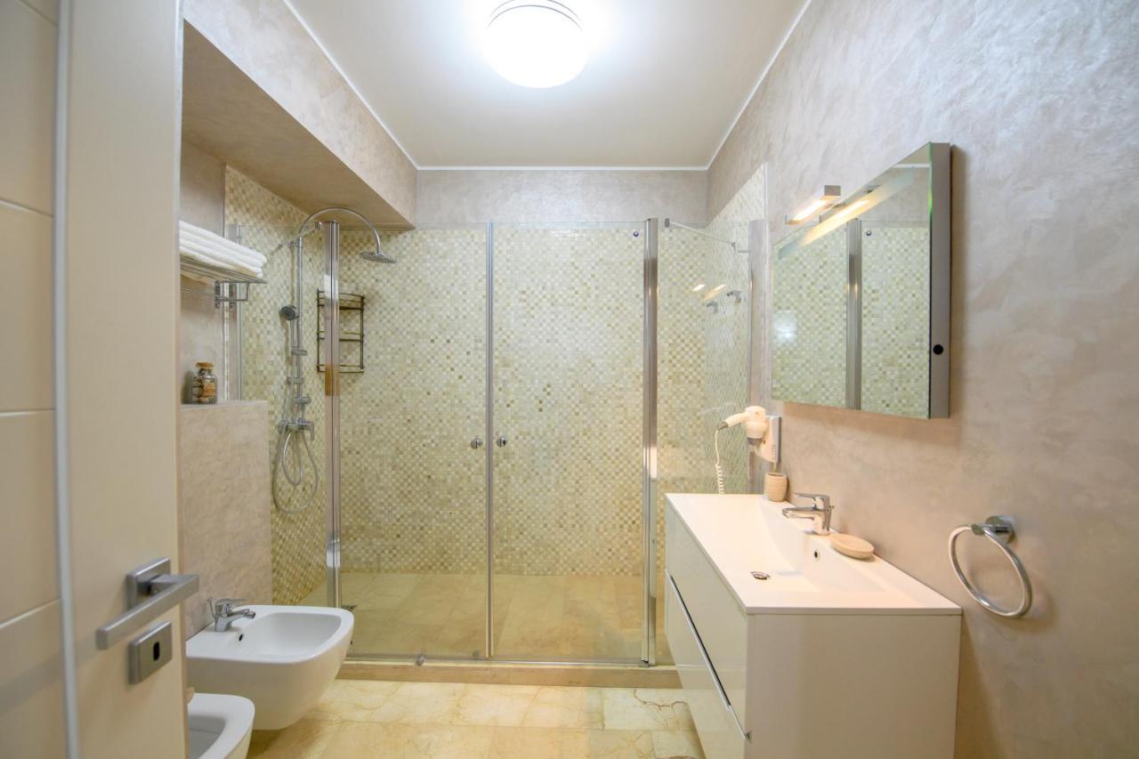 Marble Luxury Apartments ママイア エクステリア 写真