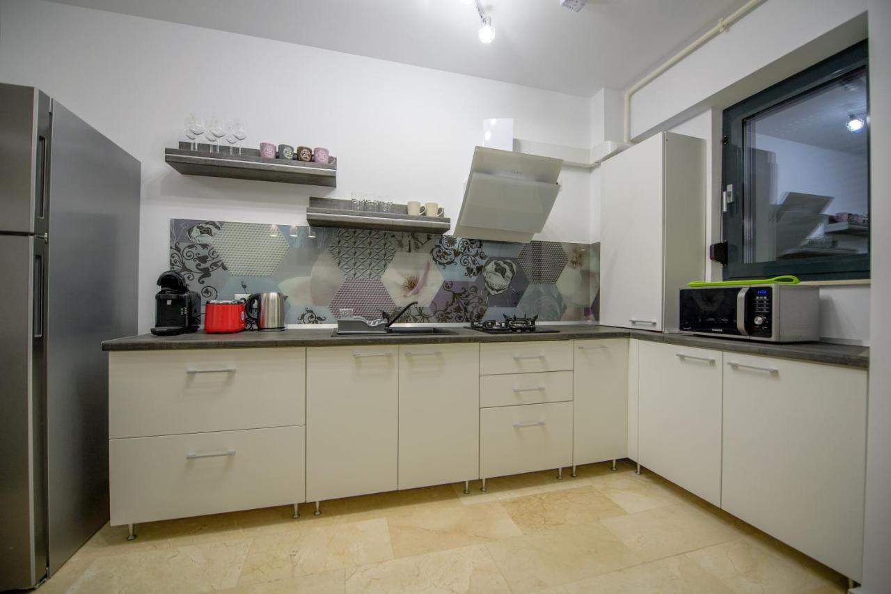Marble Luxury Apartments ママイア エクステリア 写真